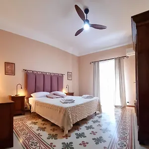 Dimora Ventimiglia Apartment